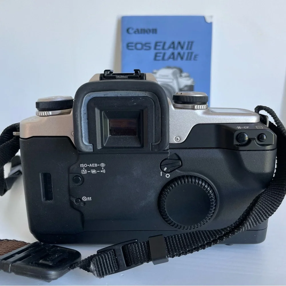 Canon Elan II 35mm film camera - Picture 5 of 8